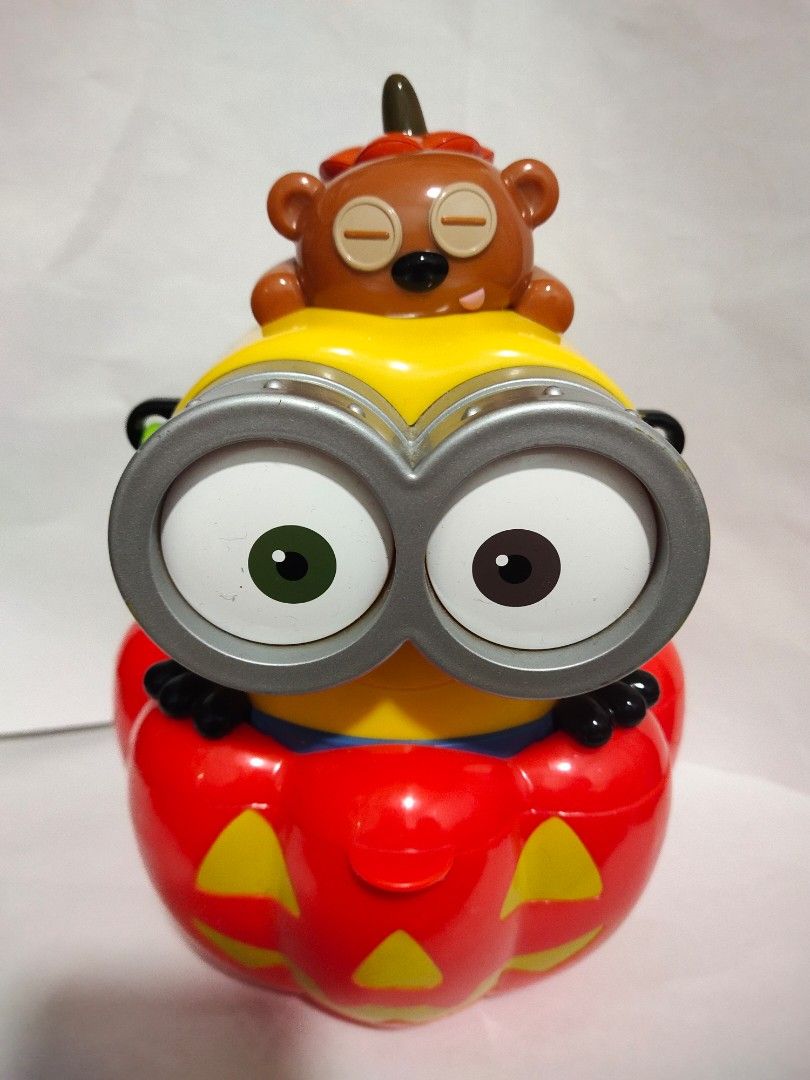 USJ Minion Popcorn Bucket, Hobbies & Toys, Collectibles & Memorabilia