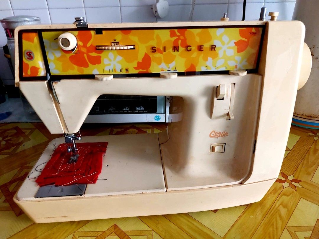 Vintage Singer Genie Sewing Machine, Furniture & Home Living, Home