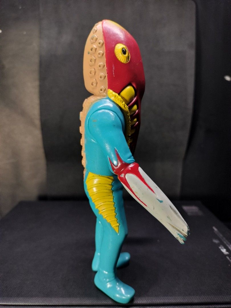 VINTAGE ULTRAMAN MONSTER ALIEN METRON BANDAI 1994, Hobbies & Toys, Toys ...