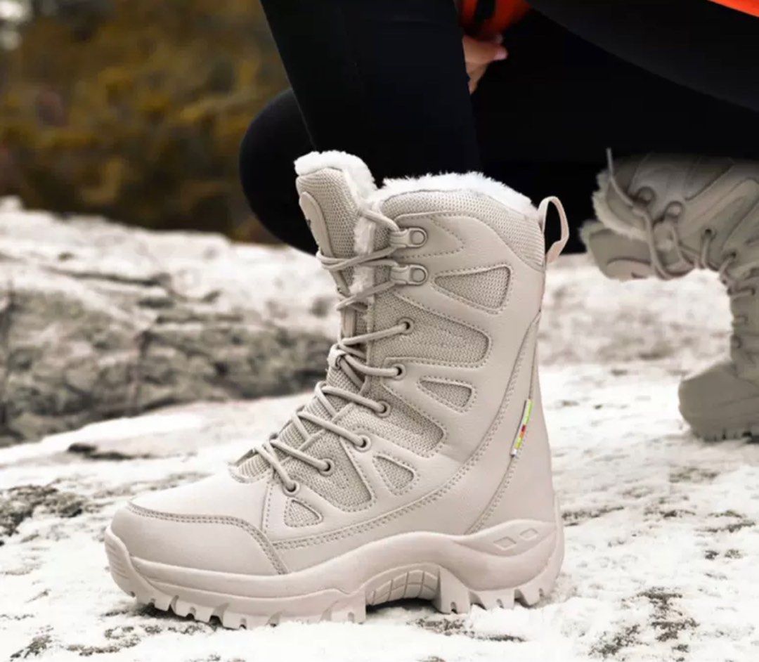 Winter hiking snow boots