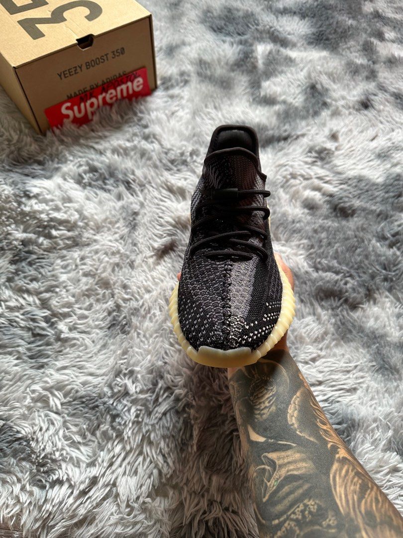 yeezy asriel carbon