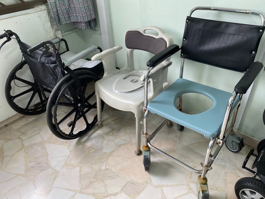 3 in 1 (wheelchair, commodes), Health & Nutrition, Assistive
