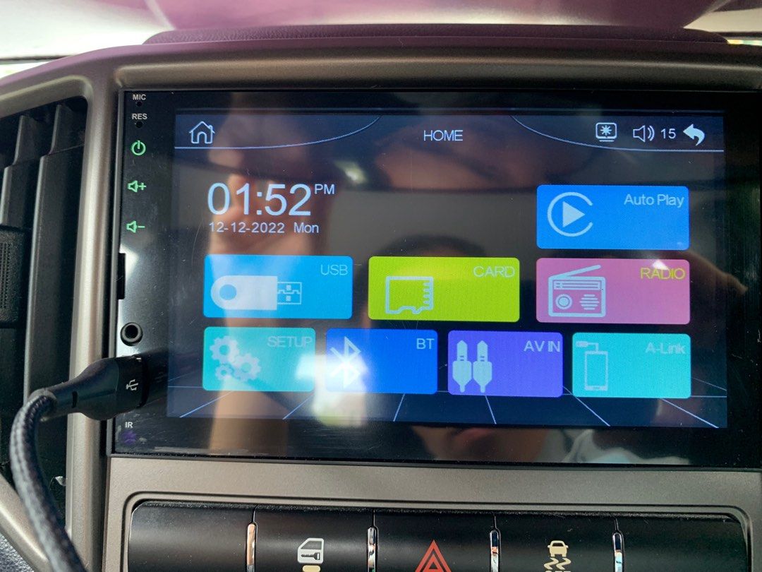 7 inch Apple CarPlay/ Android Auto head unit, Auto Accessories on Carousell