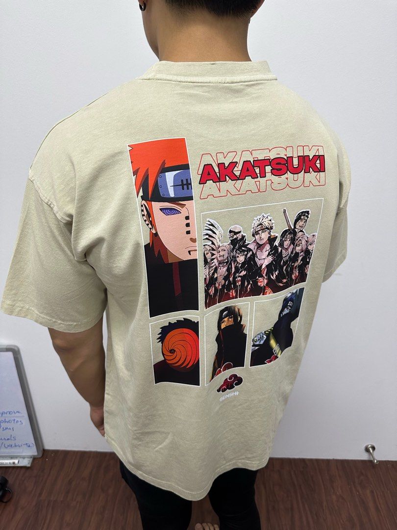 Tee Kiki – T-Shirt Uomo Con Ricamo Akatsuki, Nuvola Anime Ninja, 100% Cotone 190 G/m², Morbida, Taglio Regolare, Ricamata In Germania