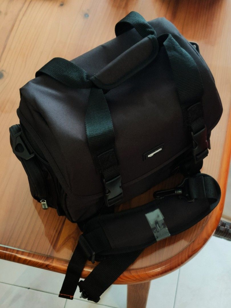 Amazonbasics store dslr backpack