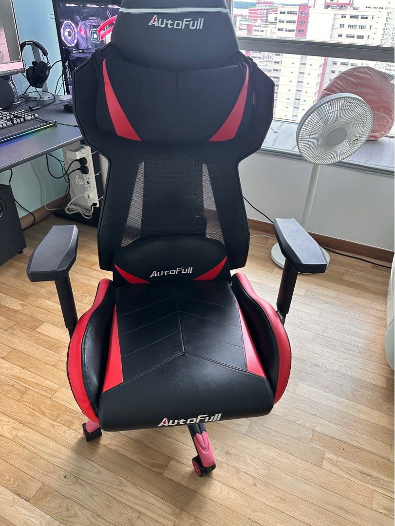 Autofull gaming chair, Furniture & Home Living, Furniture, Chairs on