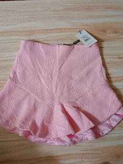 (Category: ) located in . Submitted by ElleElle (Listing ID 1202577663, Image 1). Description: .