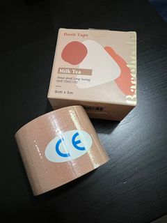 （分類：）位於 。 由 karic124 提交（商品編號 1202586428，圖片 1）。簡介： 。
