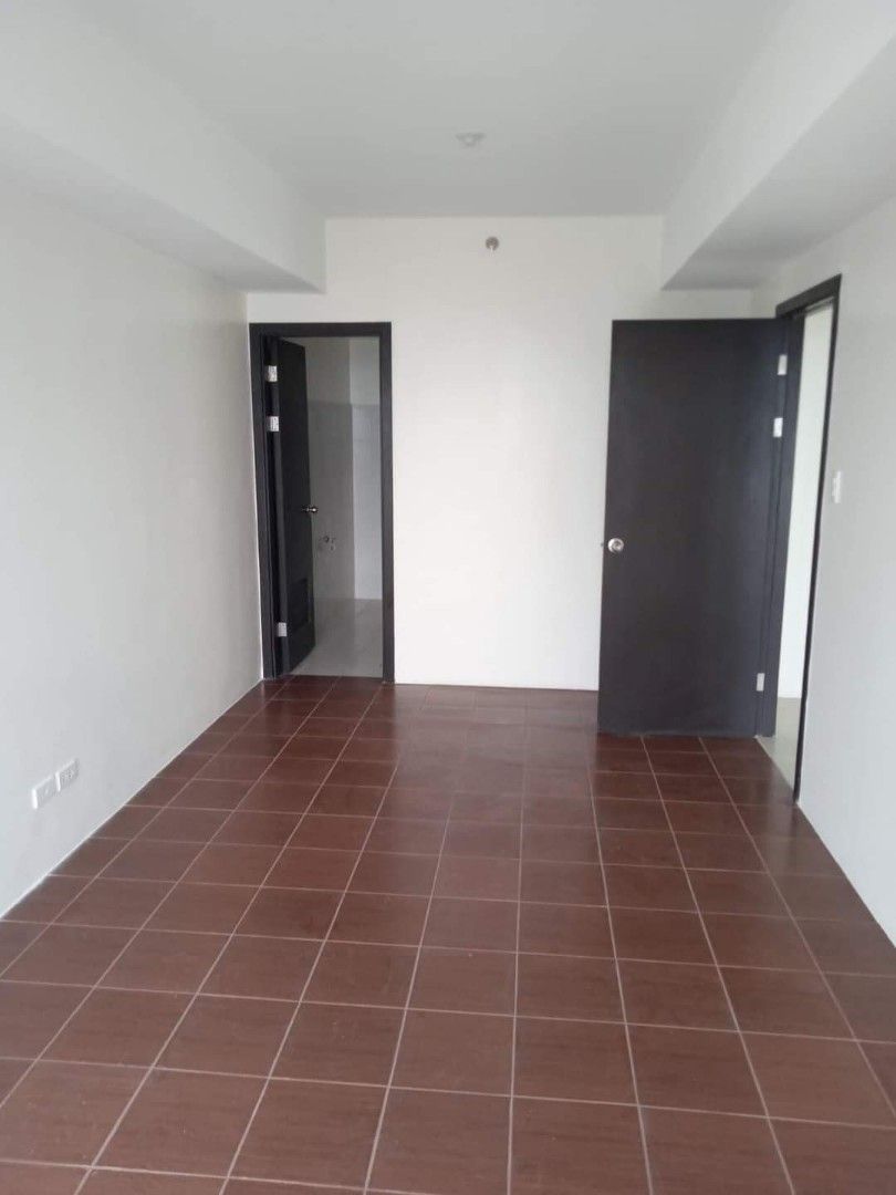 BI LEVEL UNIT IN PASIG 3BR 2BR CONDO IN PASIG RENT TO OWN ORTIGAS BGC