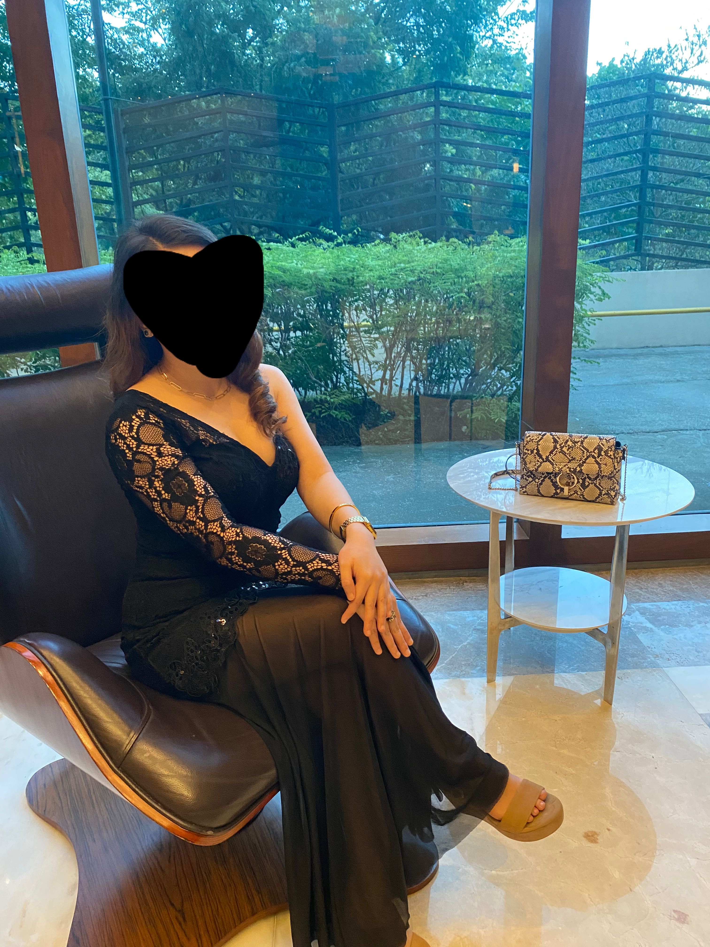 Black long gown for rent on sale