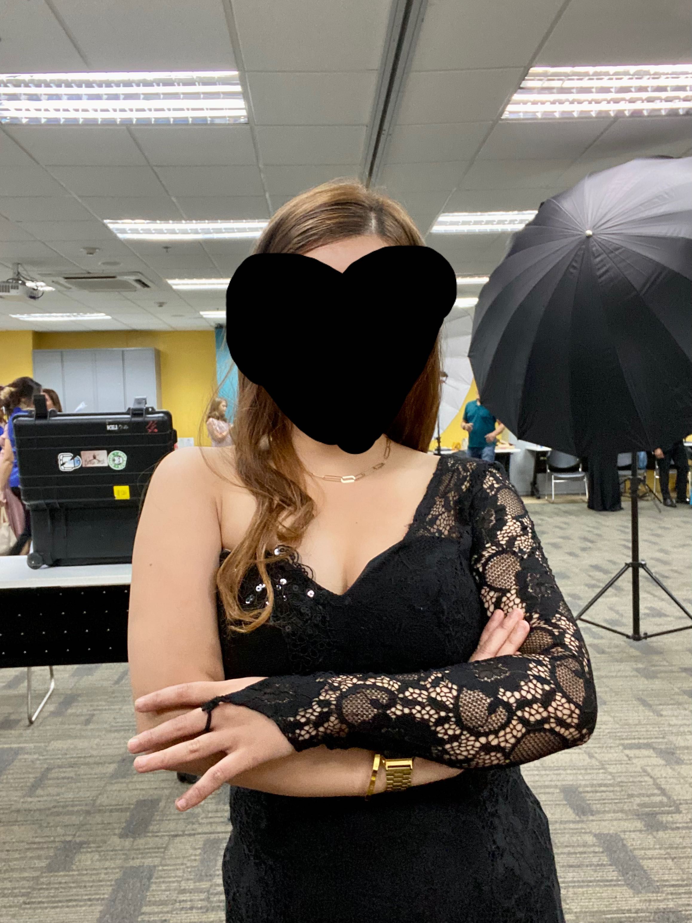 Black long best sale gown for rent