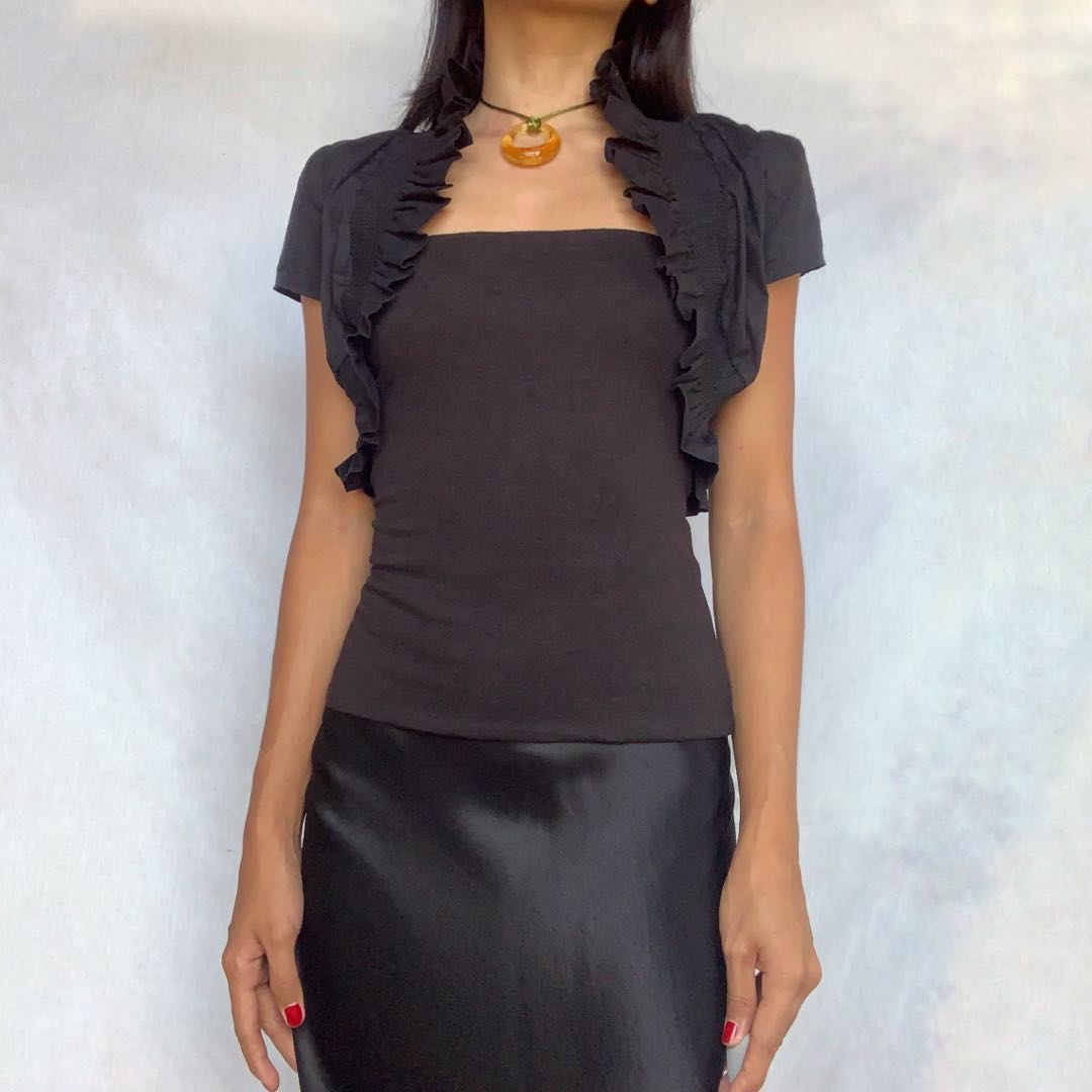 black ruffled bolero, Women's Fashion, Tops, Blouses on Carousell