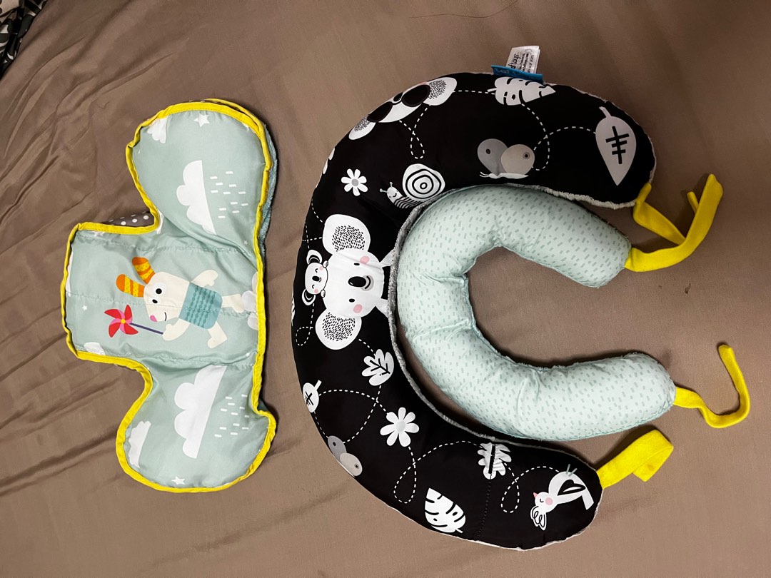 Blessing tummy time pillows and pigeon bottles, Babies & Kids, Nursing