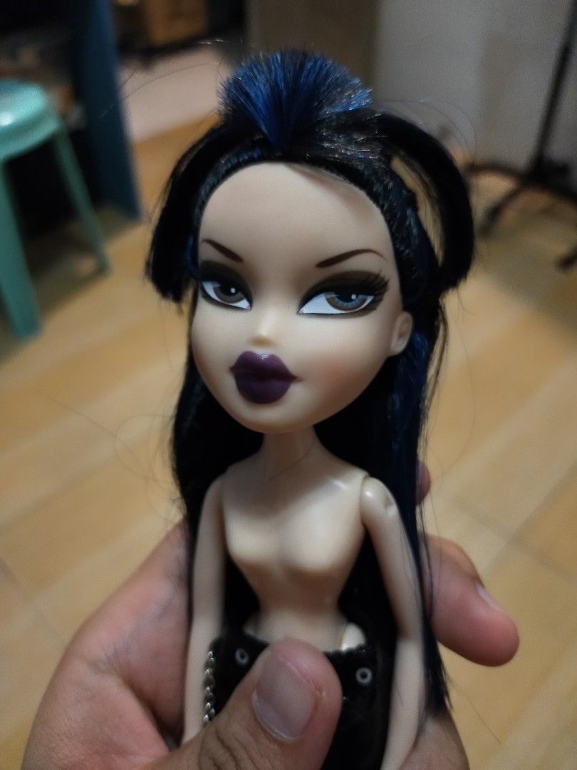 Bratz Pretty 'N' Punk Poupée Mannequin - JADE - Réédition de deux