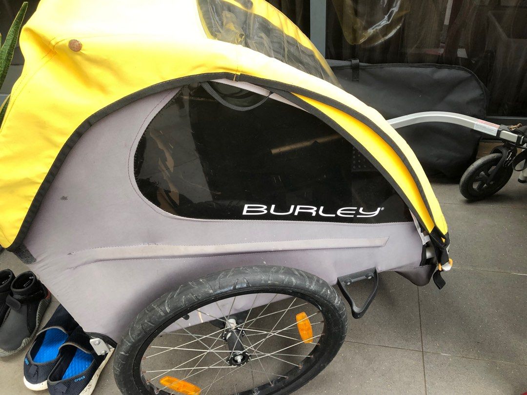 Burley Bee two seater bicycle trailer, Sports Equipment, Bicycles