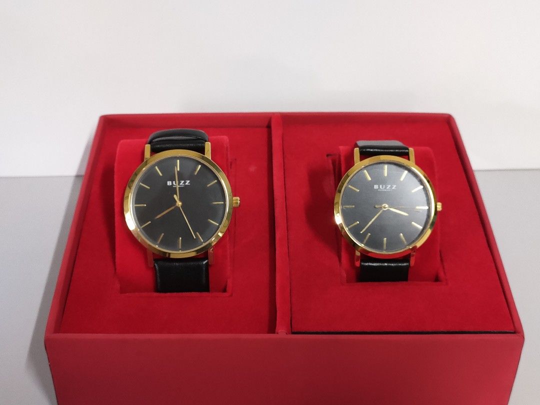 Buzz clearance couple watch