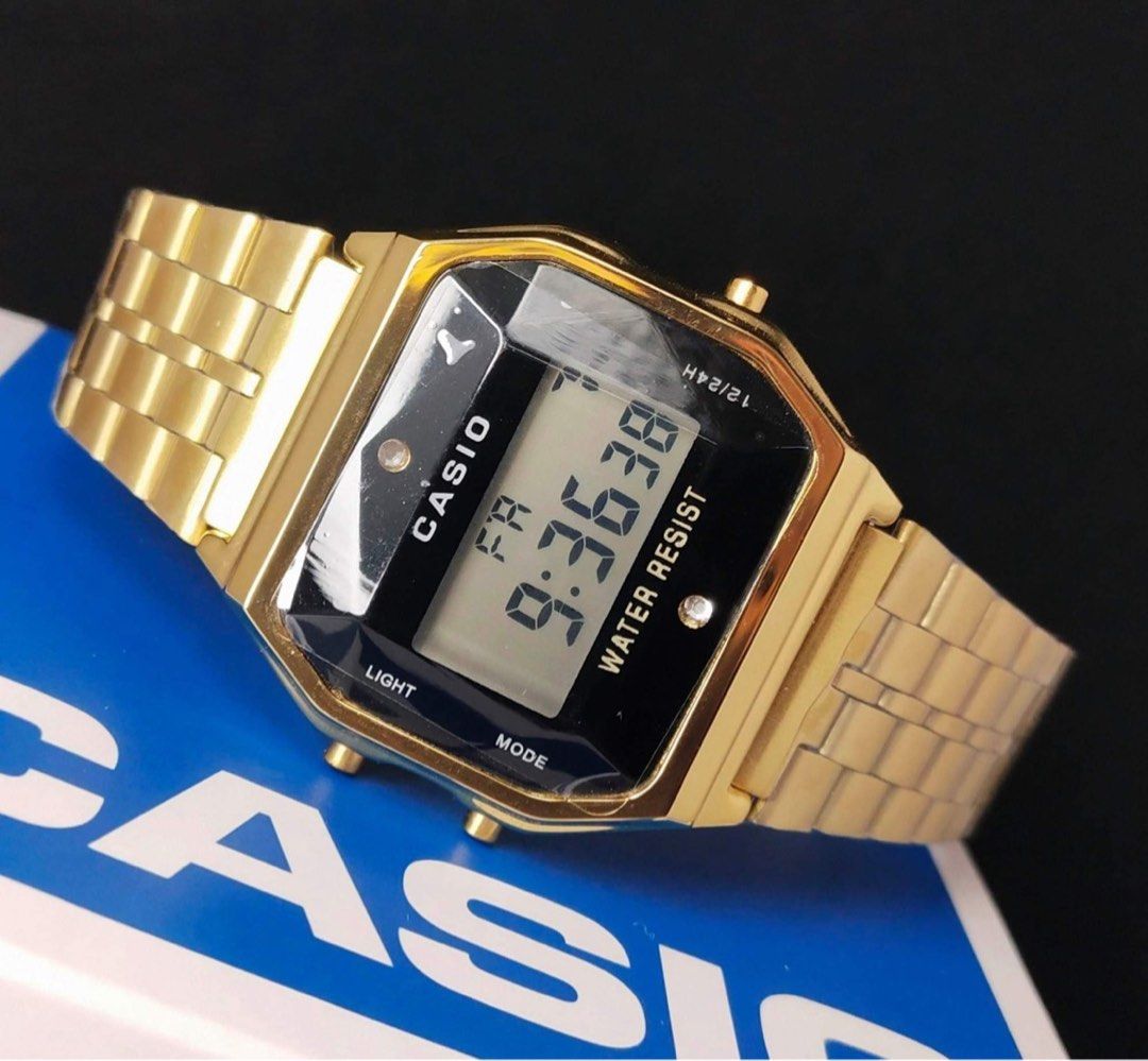 Casio digital watch classic style, Women's Fashion, Watches
