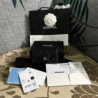 Chanel flap card holder