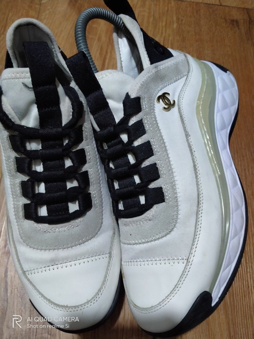 CHANEL QUILTED IVORY SPORT TRAIL ORIGINAL PRELOVED SNEAKERS