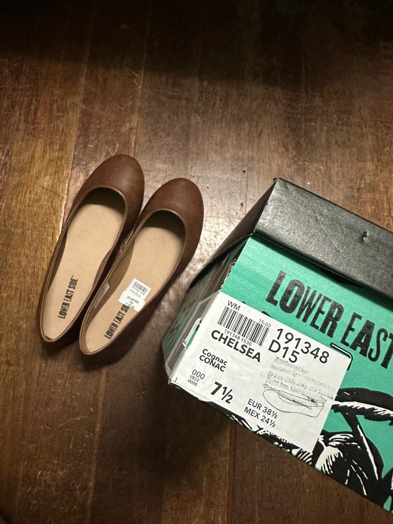 Chelsea Payless Lower East Side, Women's Fashion, Footwear, Flats