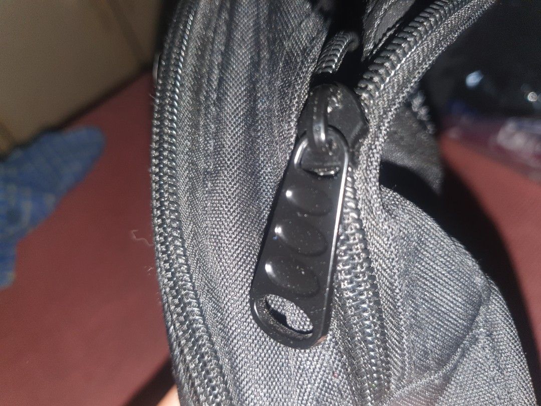 Collectors Item TESLA Utility Bag (Category: Backpacks) located in Quezon City. Submitted by ppaya (Listing ID 1202690826, Image 2). Description: one of a kind. round shape. two compartments with separate zippers. case ito ng Tesla steering wheel (after-market) steering sheel. para sa collectors ng unique items, iregalo mo sa man who has everything... yun TESLA PLAID sa next pasko na :) :) 2000 only..