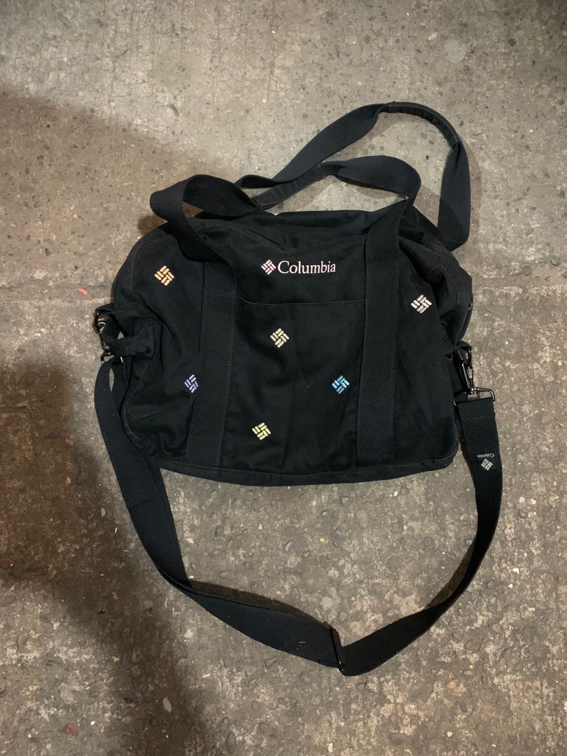 Columbia, Men's Fashion, Bags, Sling Bags on Carousell