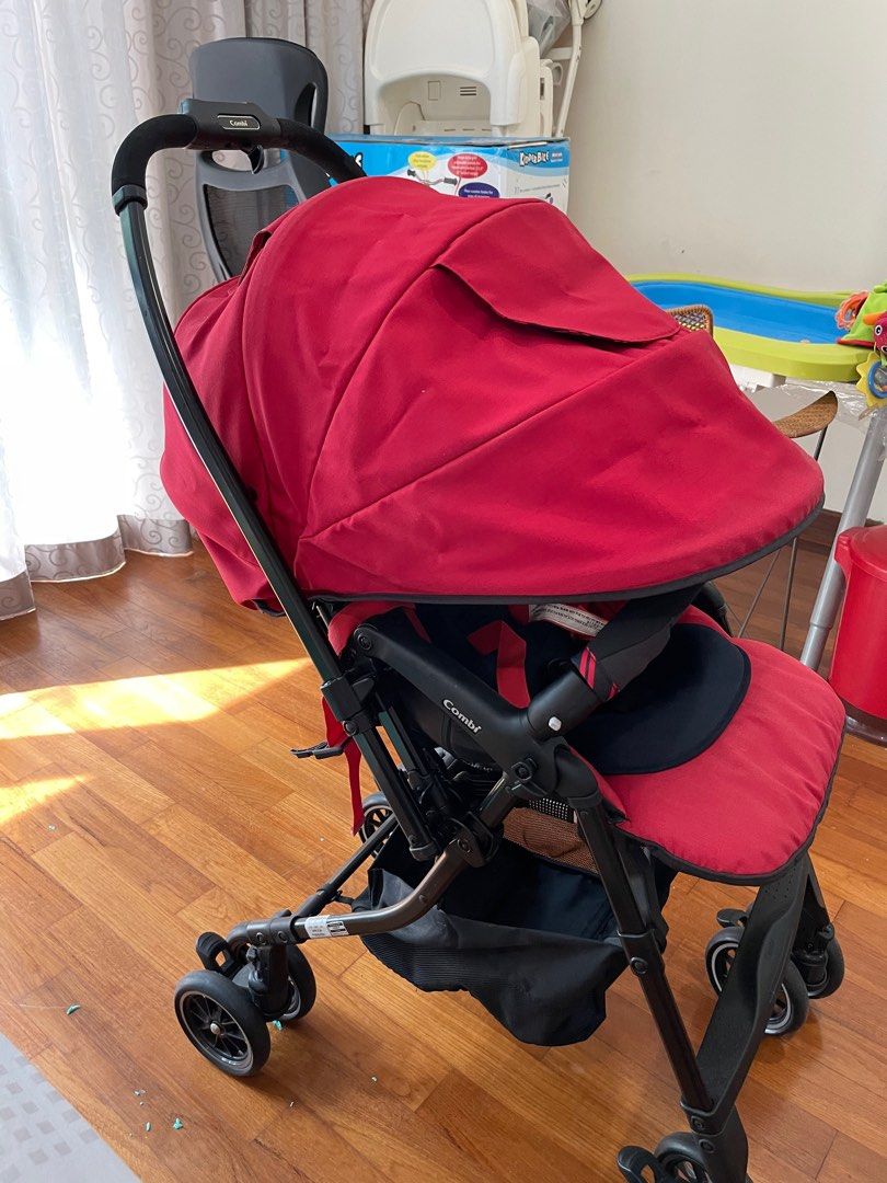 Combi lightweight stroller shop