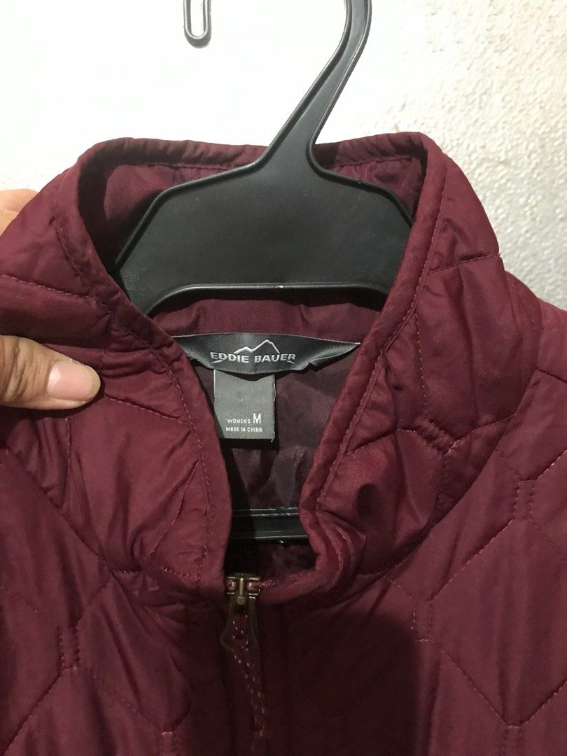 EDDIE BAUER YEAR ROUND QUILTED FIELD JACKET SIZE MEDIUM COLOR BURGUNDY AND GREEN