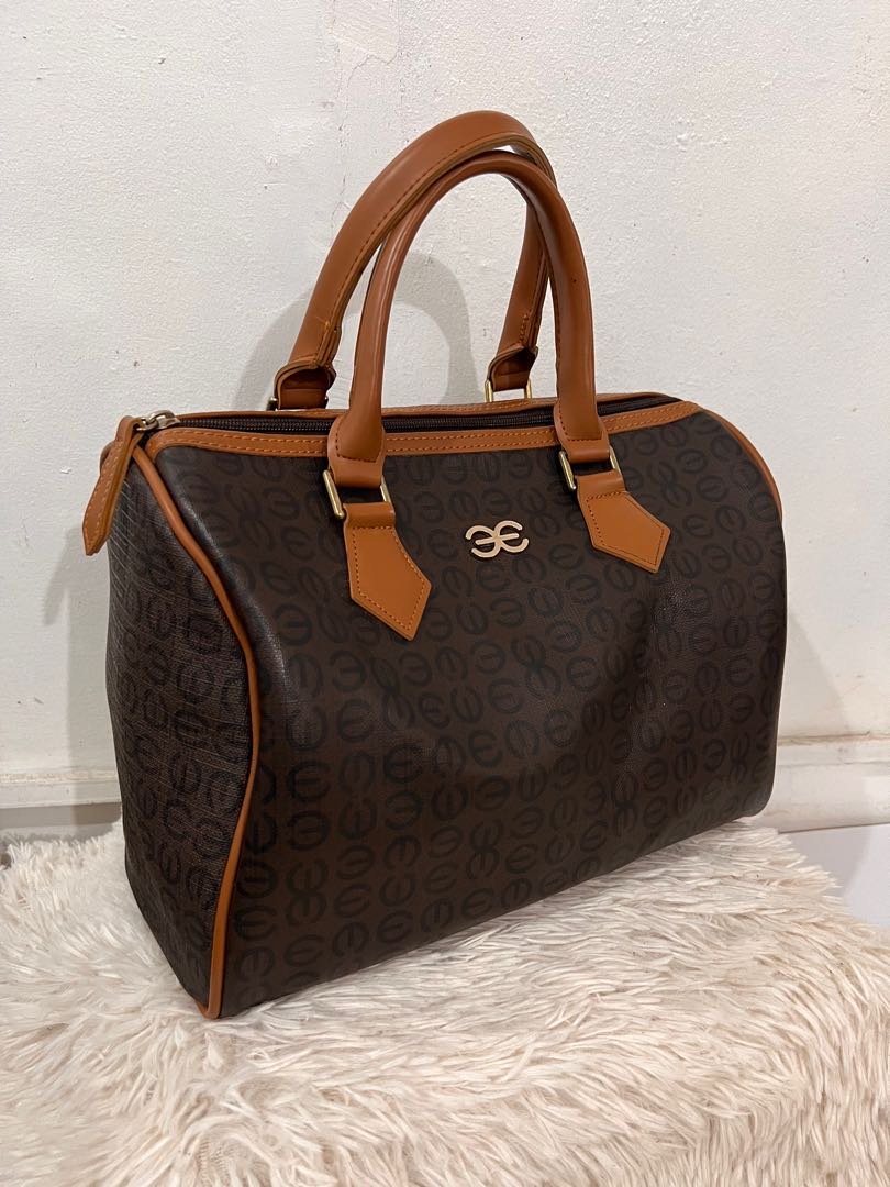 Esquire Doctors Bag, Women's Fashion, Bags & Wallets, Shoulder Bags on