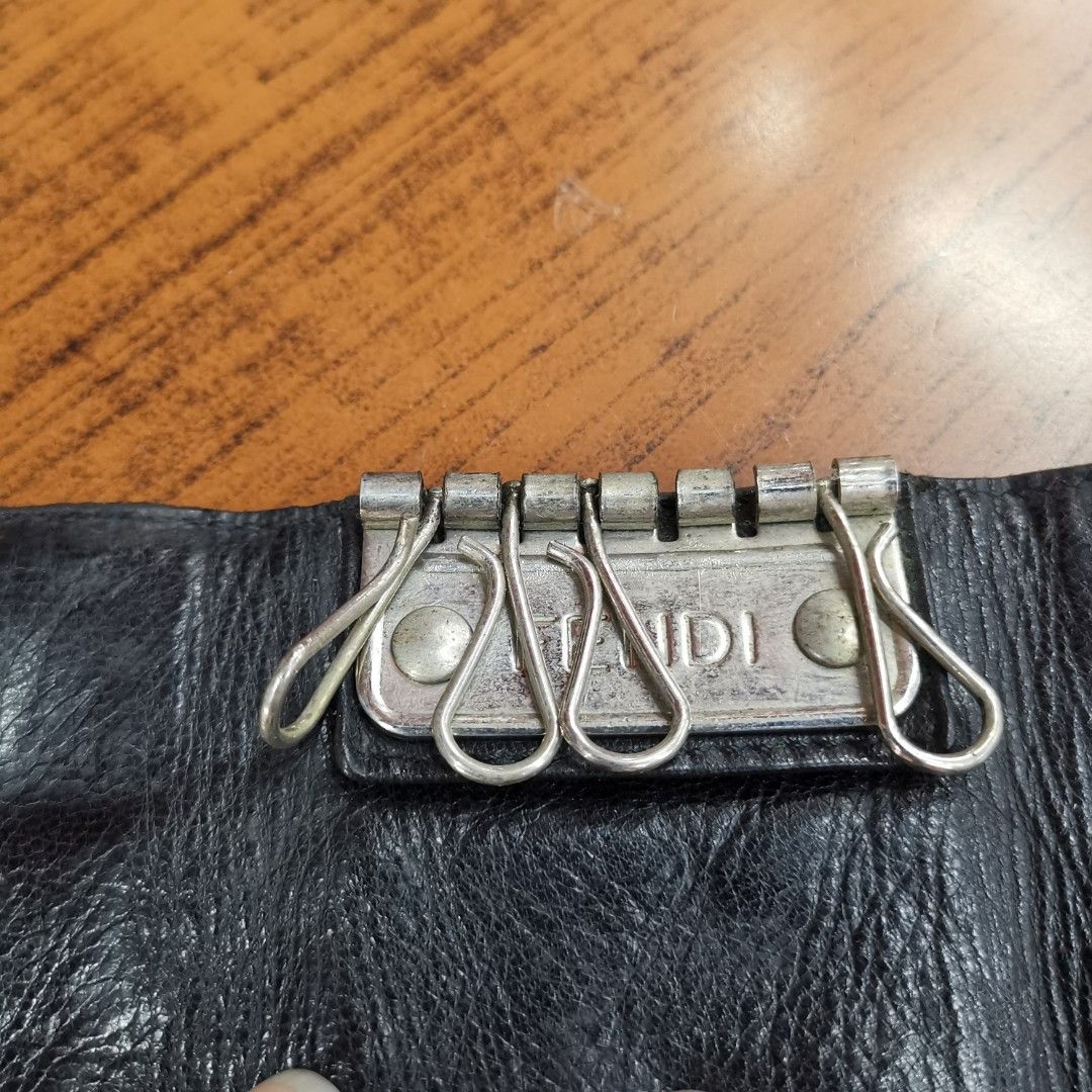 Fendi key shop ring pouch