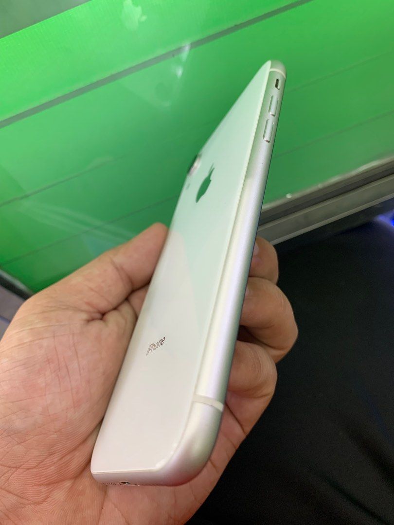 For Sale My Personal Use iPhone XR 64GB Factory UnLock, Mobile Phones