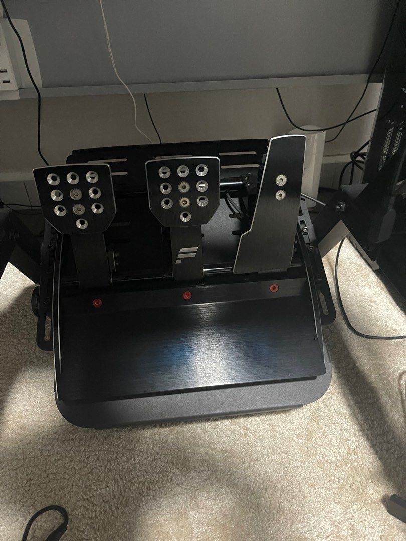 Full Sim Racing Setup (SIMAGIC + Fanatec Pedals + Project 86 Shifter ...