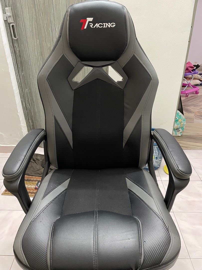 Gaming chair. TT racing Duo v3, Furniture & Home Living, Furniture
