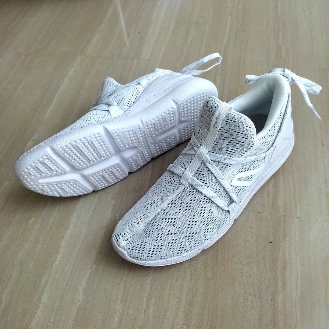 Decathlon walking shoes mens best sale