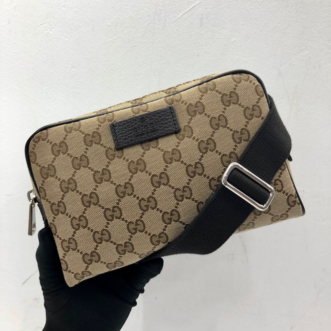 Gucci purse sales around waist