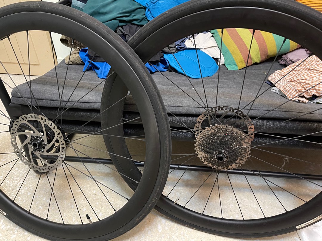 ican carbon wheelset