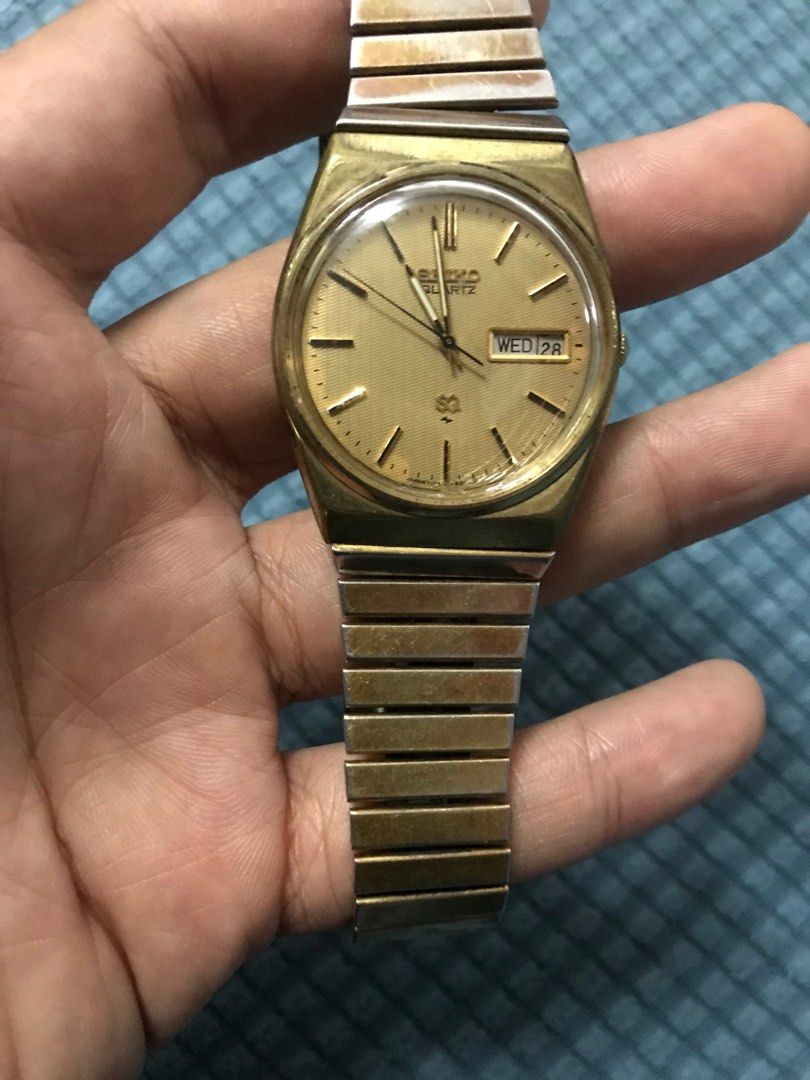 Jam best sale seiko quartz