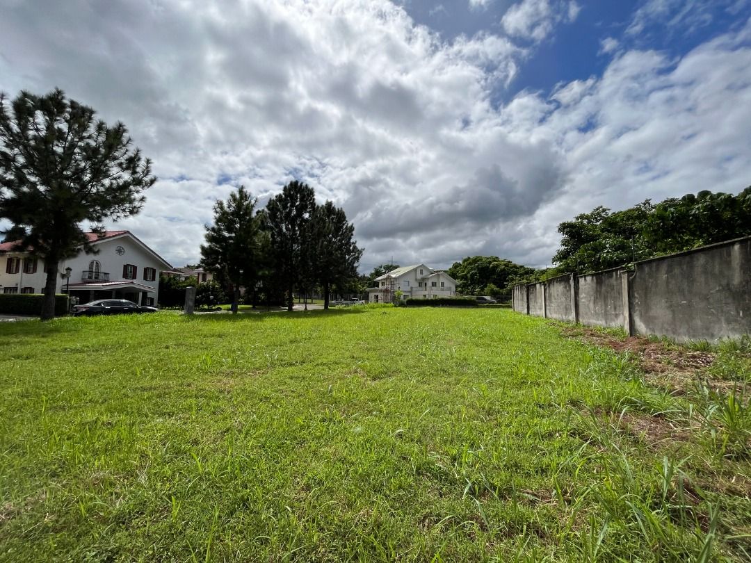 JPG FOR SALE 325 sqm Residential Lot in Fontamara, Sta. Rosa, Laguna