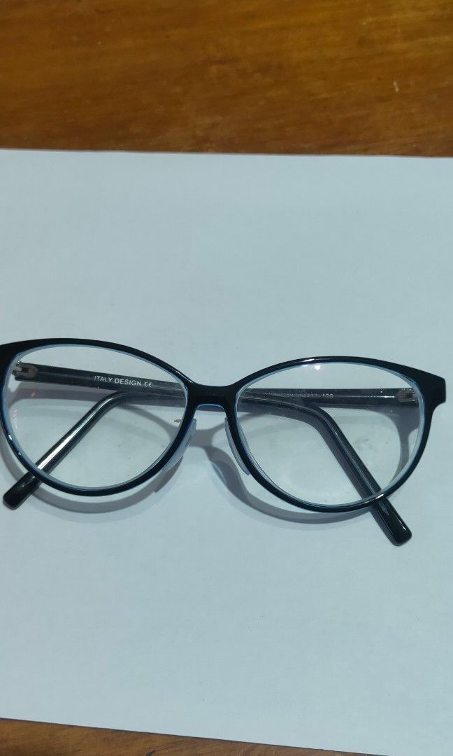 Kaca mata minus, Fesyen Wanita, Aksesoris di Carousell