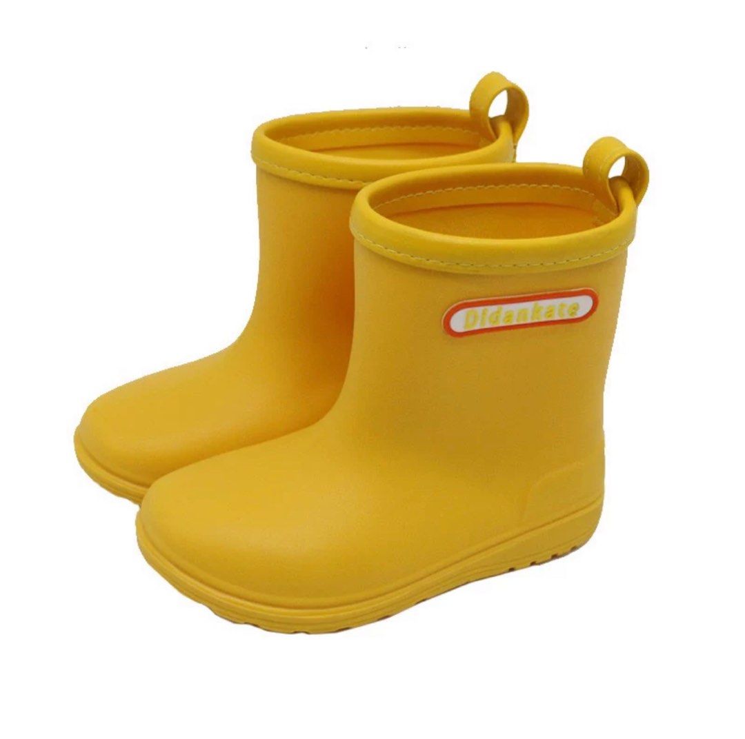 Childrens yellow rain boots 2025
