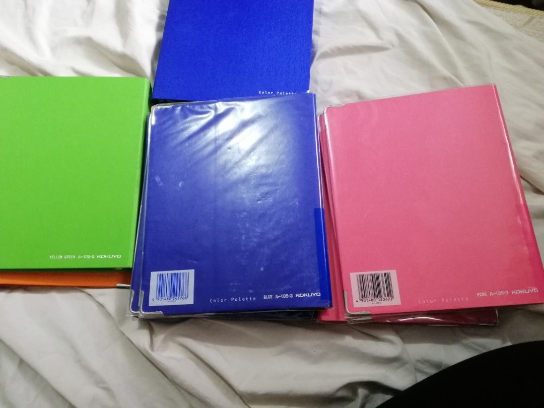 KOKUYO FILE BINDER Cross Lamination B5 Vertical 26 Holes 200-sheet Ha