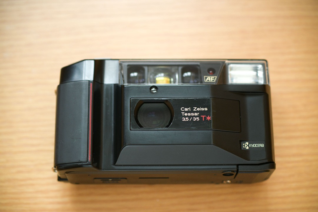 Kyocera TD/ Yashica T2 Carl Zeiss Tessar T*鍍膜f/3.5 35mm 菲林相機