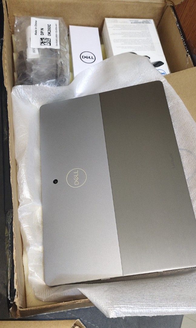 Dell 12.3" Latitude 7200 MultiTouch 2in1 Laptop 12.3" FHD AG 1