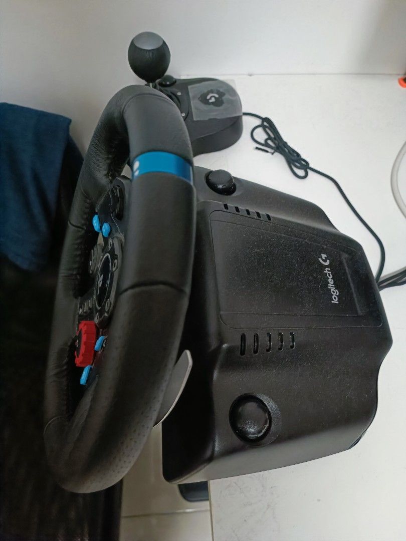 Logitech G29 Steering Wheel + Logitech Shifter, Video Gaming, Gaming