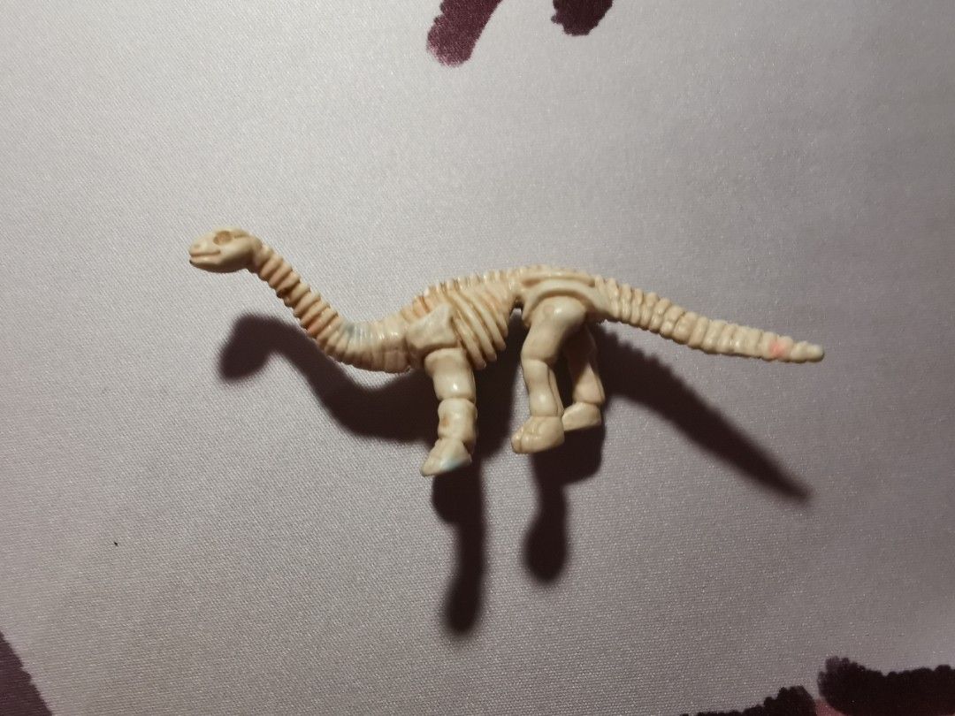 Long neck dinosaur toy bone, Hobbies & Toys, Toys & Games on Carousell