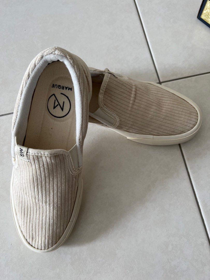 Slip shop on marque