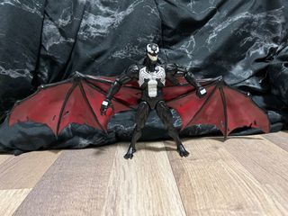 Marvel Legends Venom