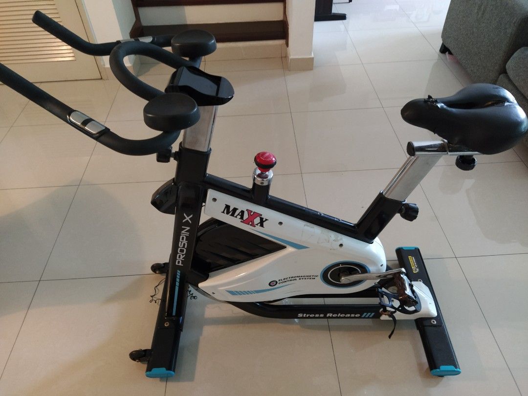 Maxx fitness bike training bike, Sports Equipment, Exercise & Fitness