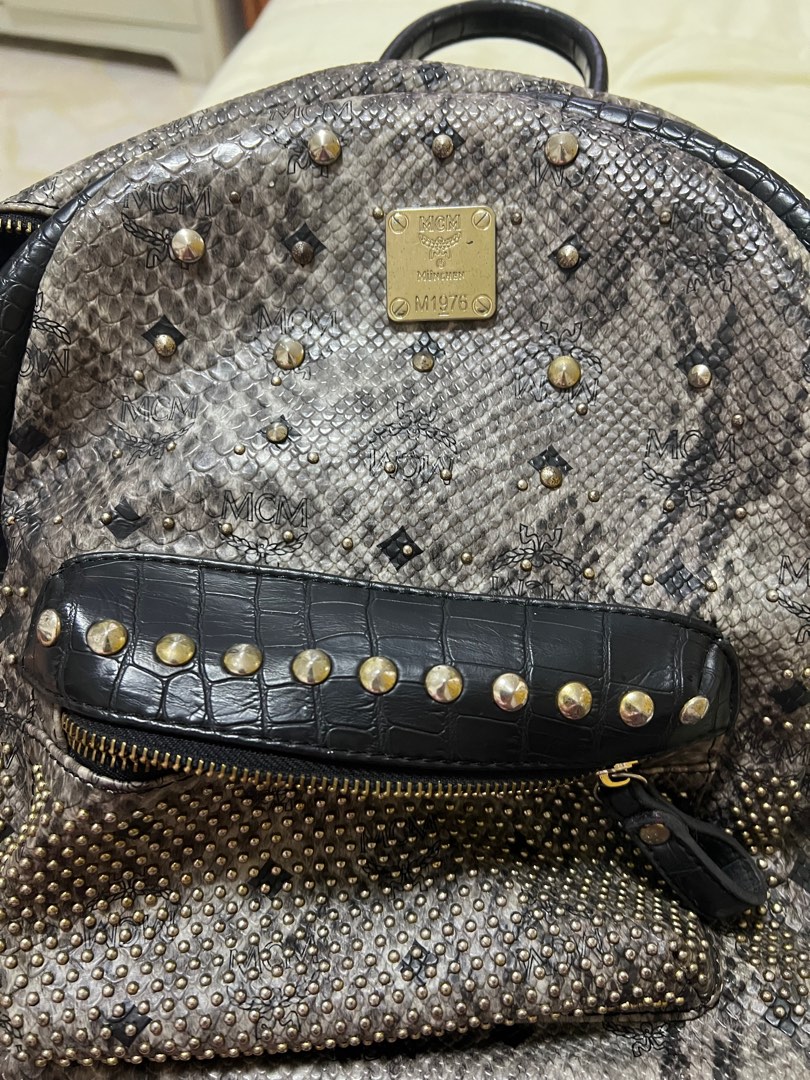 ☆重厚感☆MCM メッセンジャーバッグ レザー ゴールド ハラコ C9111 メッセンジャーバッグ 低価格の