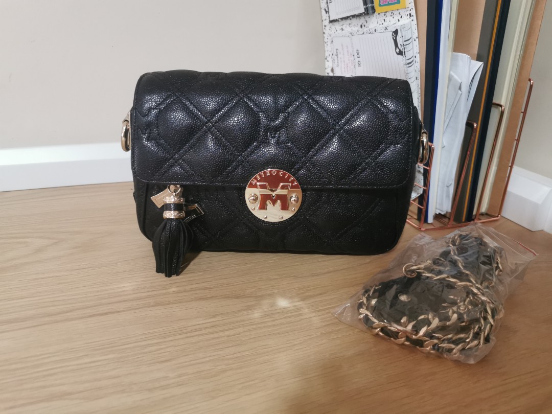 Metrocity quilted sling bag, Luxury, Bags & Wallets on Carousell